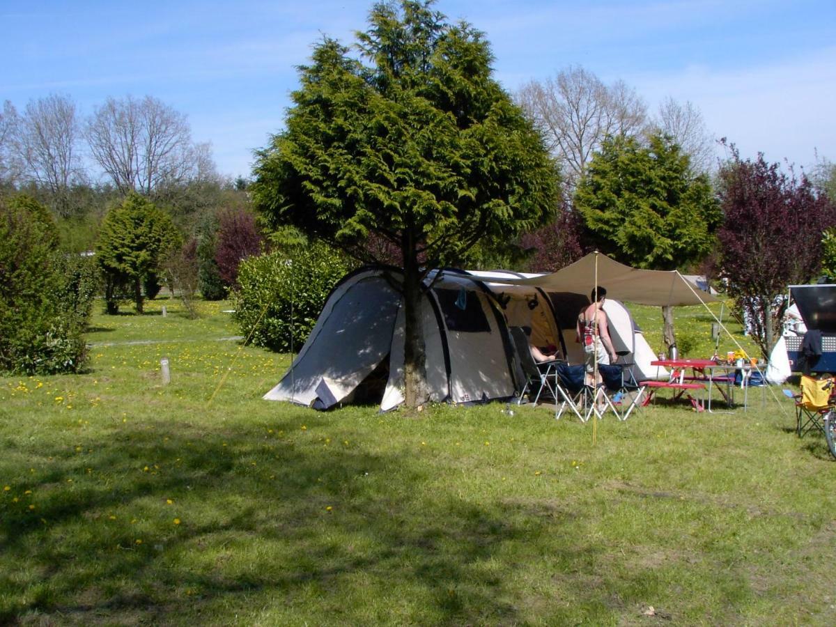 ホテルSafari Tent At Camping Le Roptai ロシュフォール エクステリア 写真